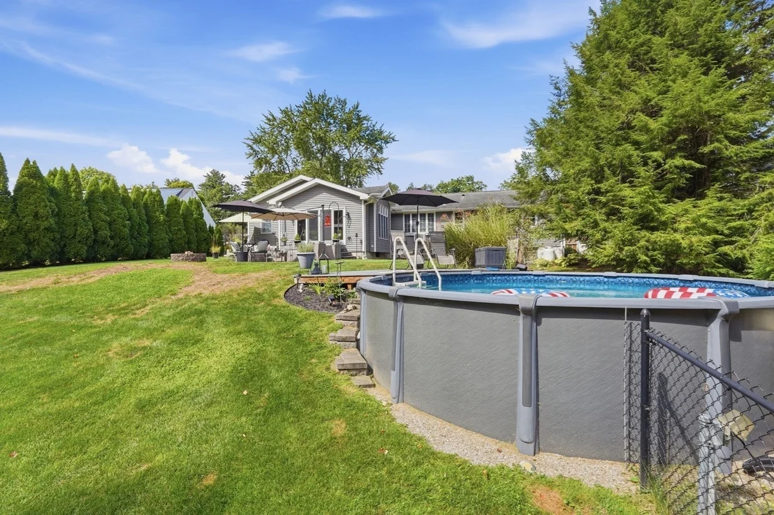Photo of 36 Decorie Dr
