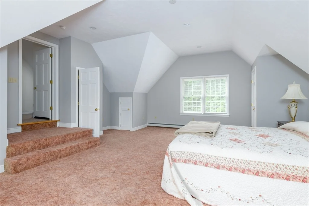 Photo of 122 Fox Hill Drive