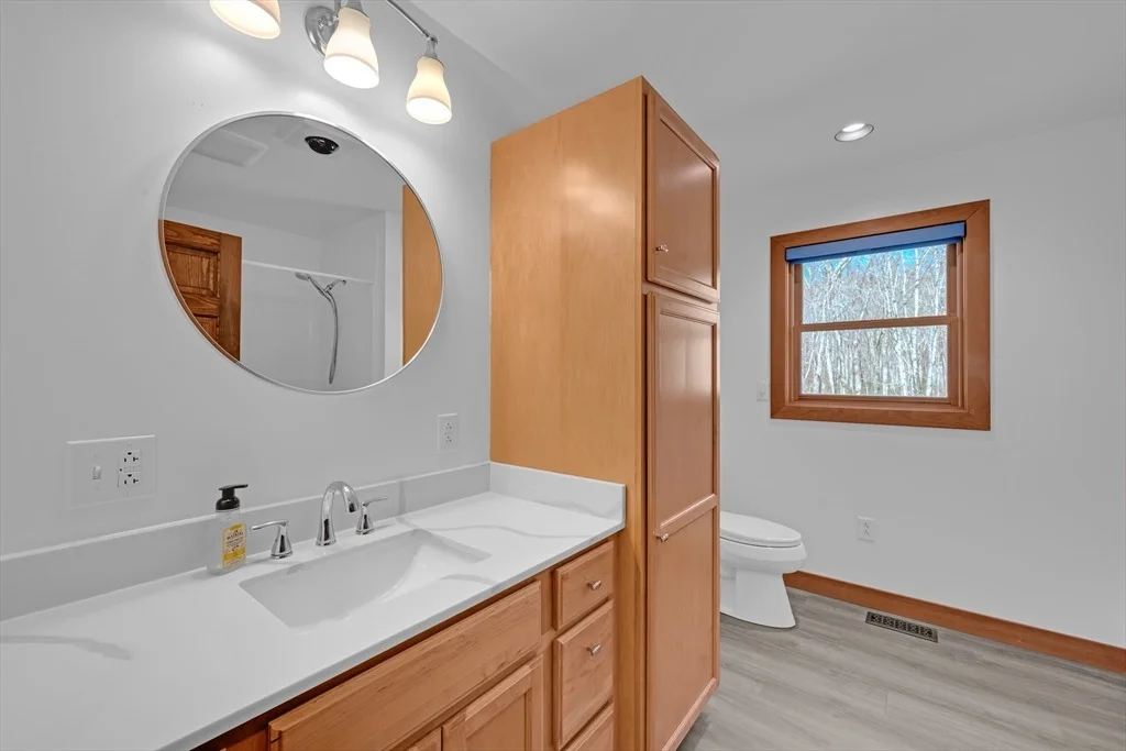 Photo of 2824 Greenwich Rd
