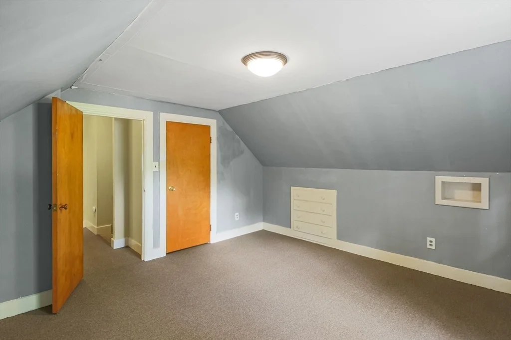 Photo of 4 Ledgewood Drive