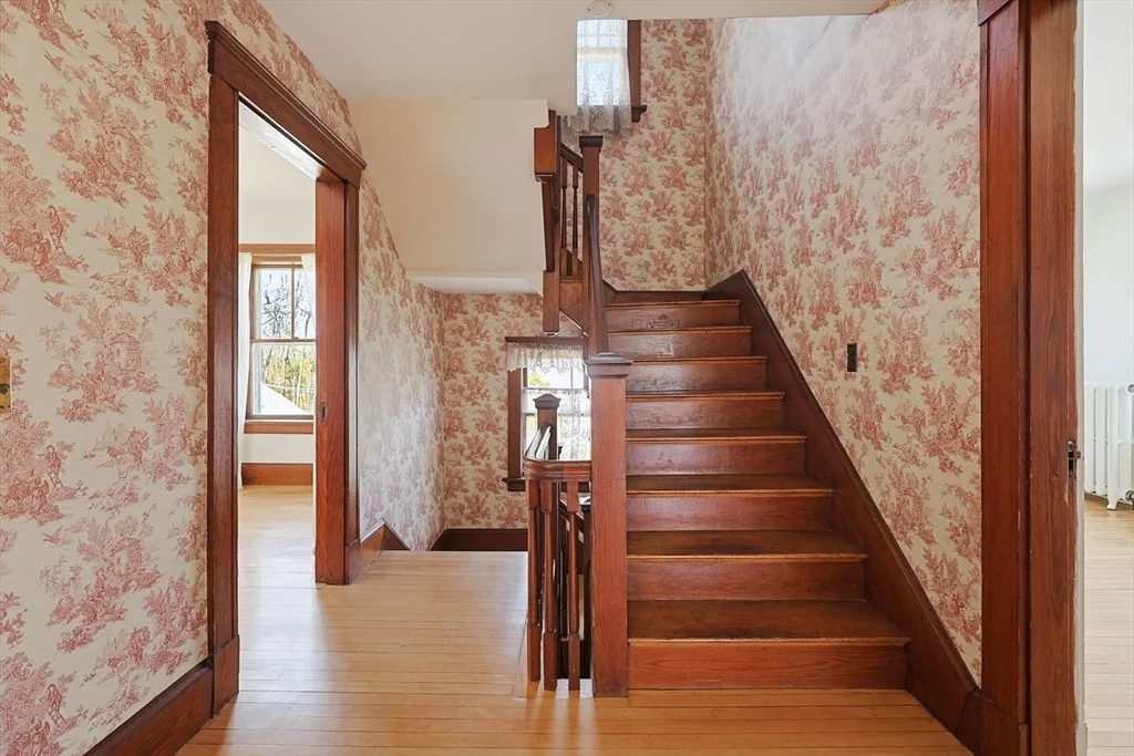Photo of 92 Dennison Ave