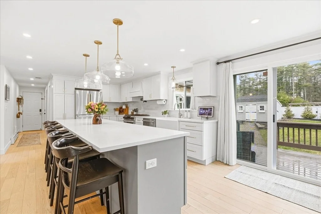 Photo of 2 Commons Dr