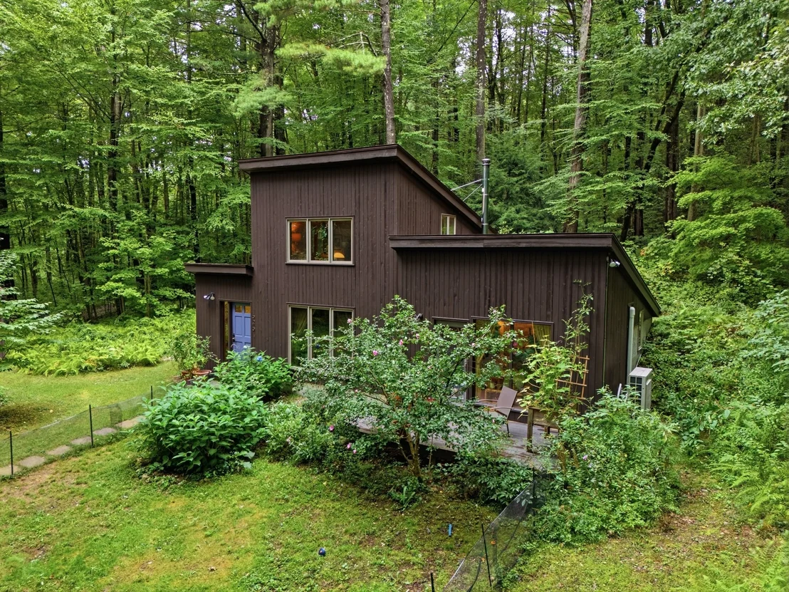 Photo of 626 Station Rd