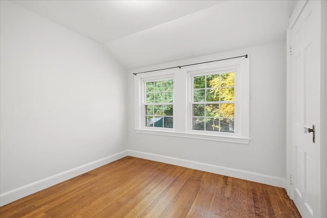 Photo of 77 Payson Rd