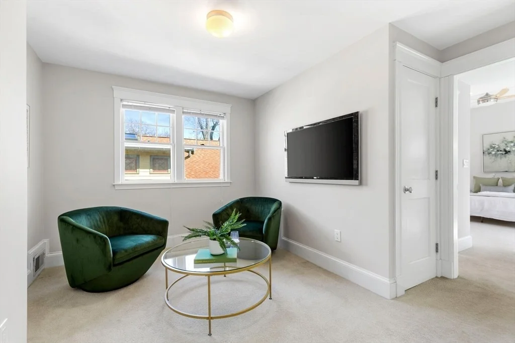 Photo of 38 High Haith Rd