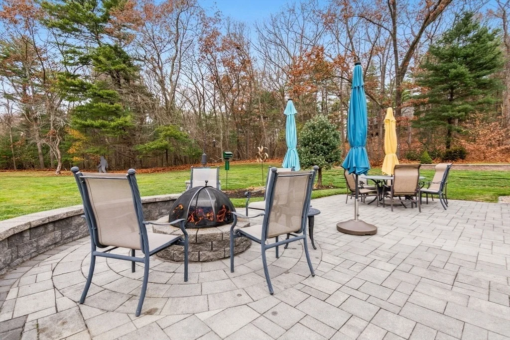 Photo of 79 Topsfield Rd