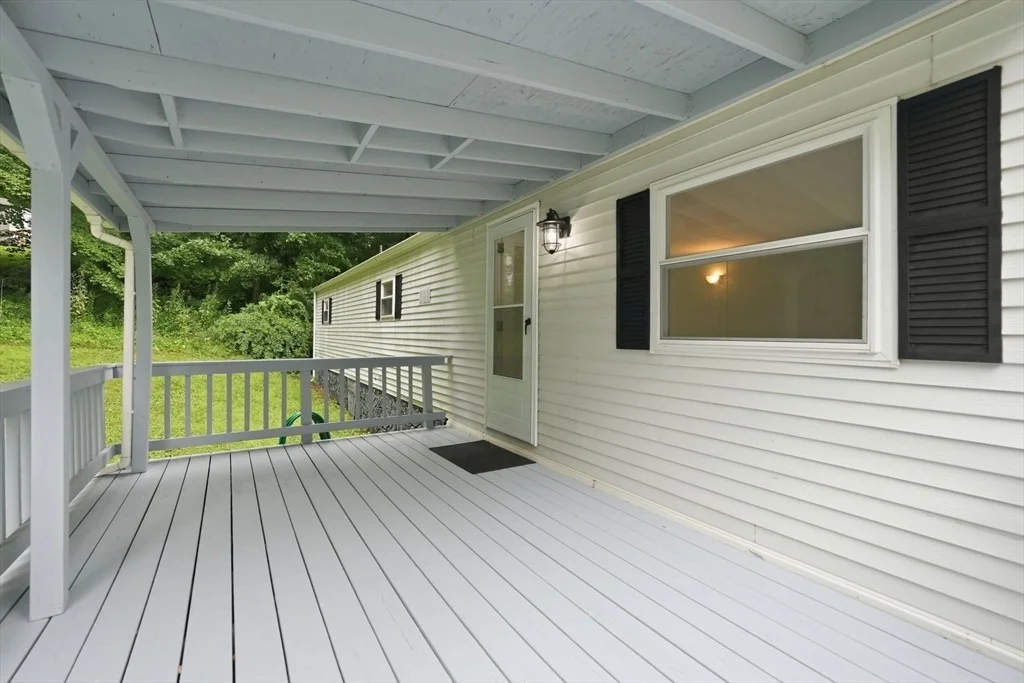 Photo of 59 Willow Lane