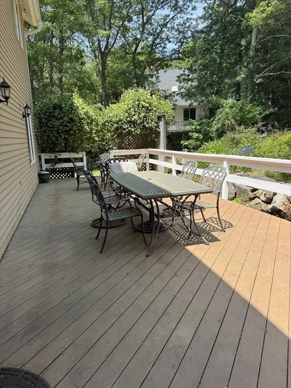 Photo of 283 Palisades Circle