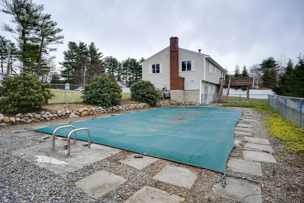 Photo of 1 Maureen Dr