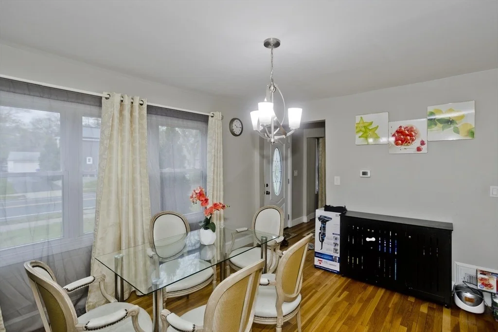 Photo of 174 Abbott St