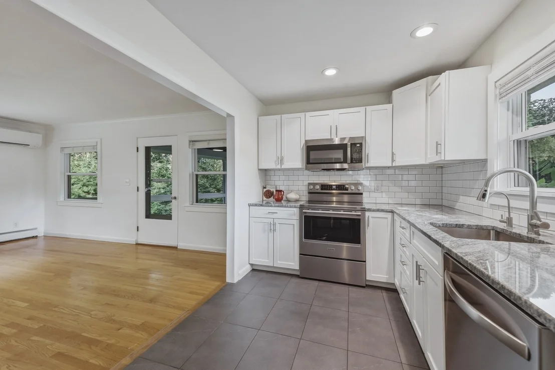 Photo of 34 Skyridge Ln
