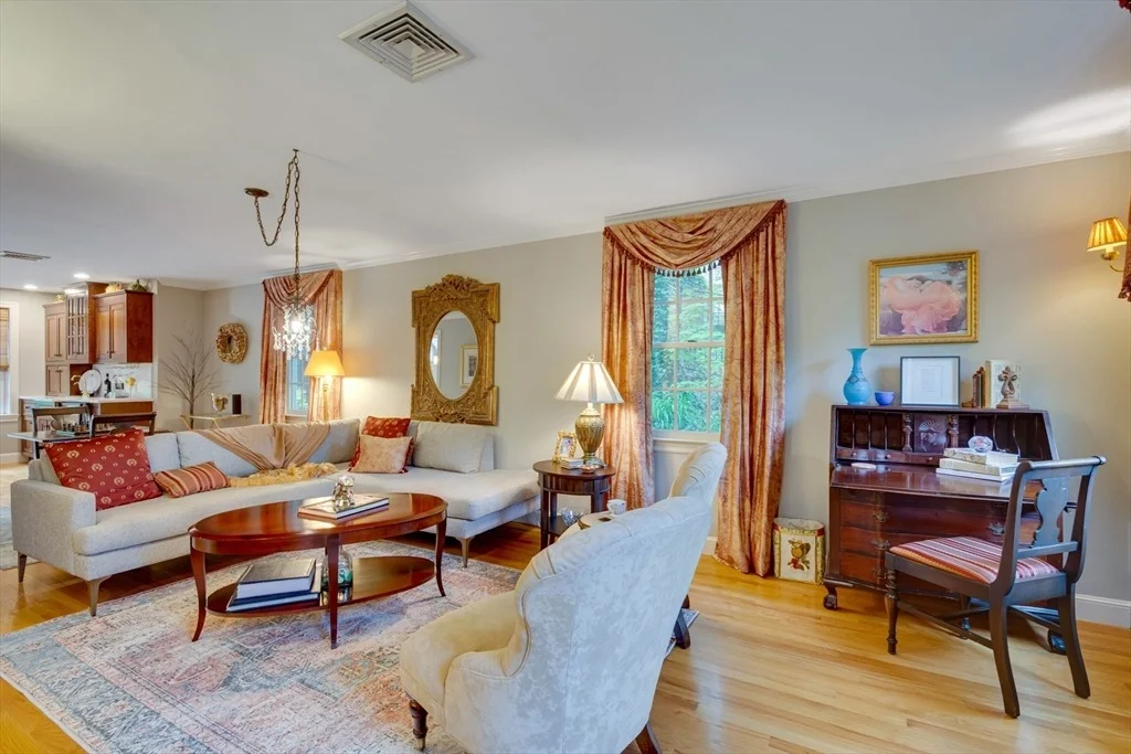 Photo of 6 Samoset Rd