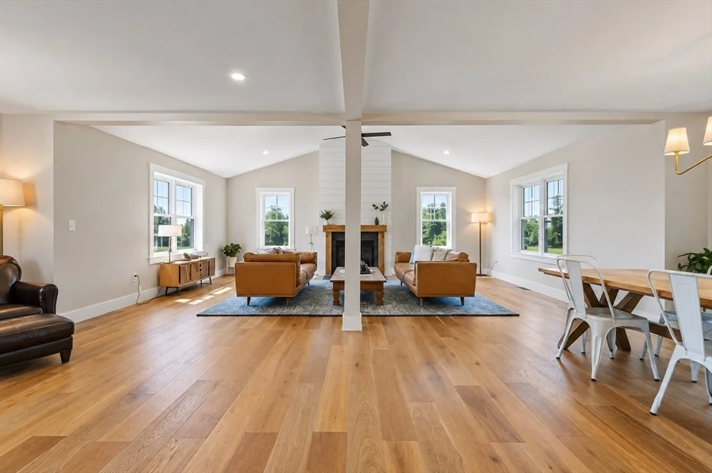 Photo of 370 Flat Hill Rd