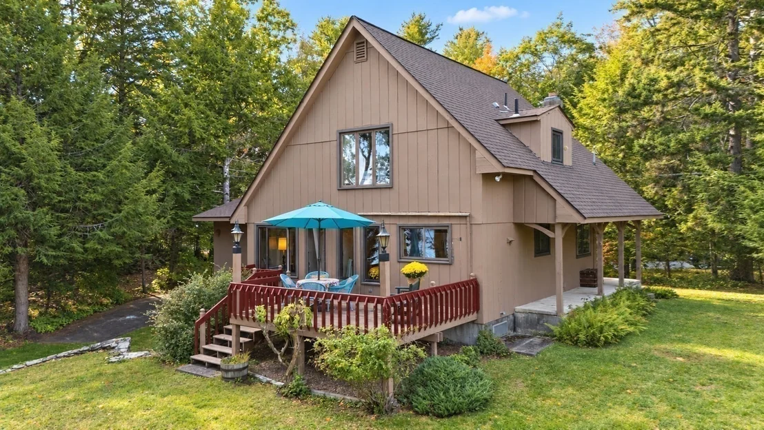 Photo of 64 Lakeshore Dr
