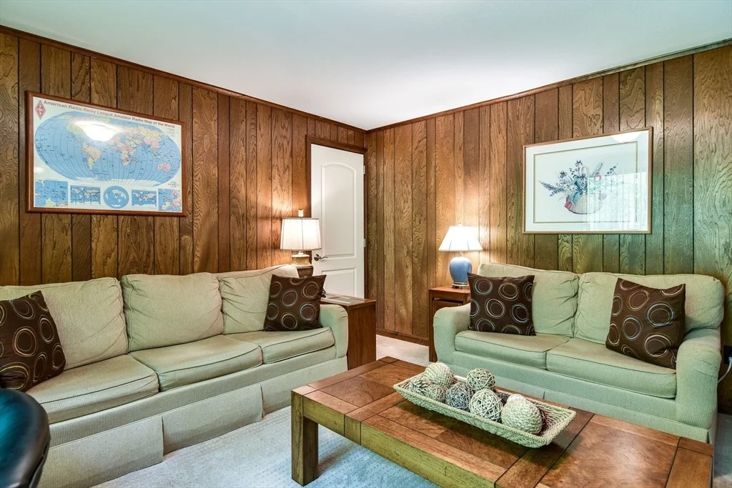 Photo of 38 Stagecoach Dr
