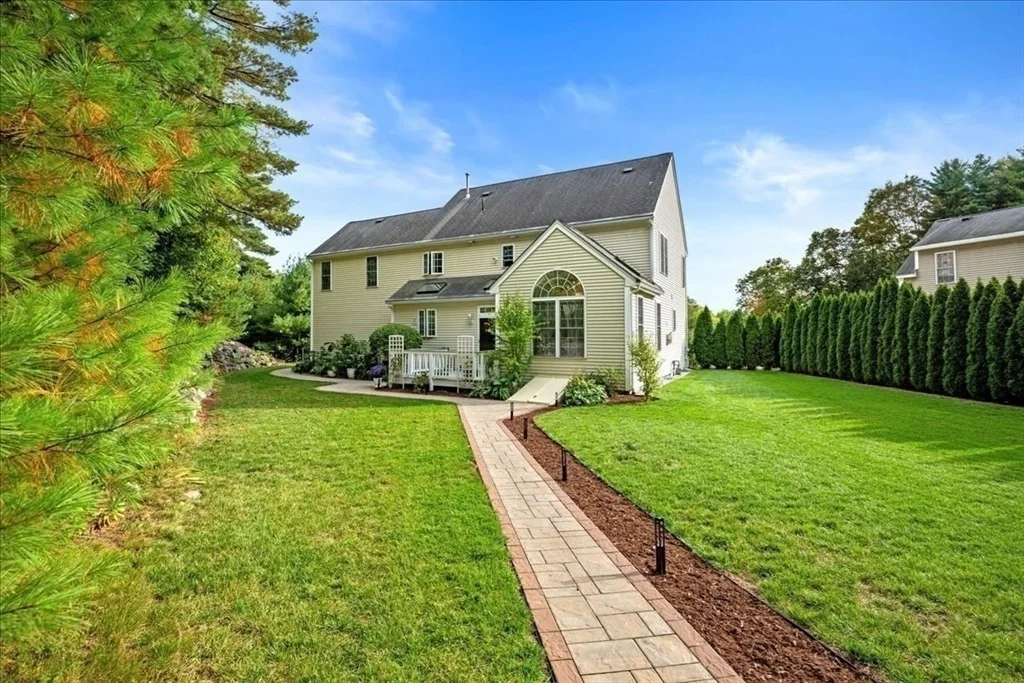 Photo of 6 Silas Dr