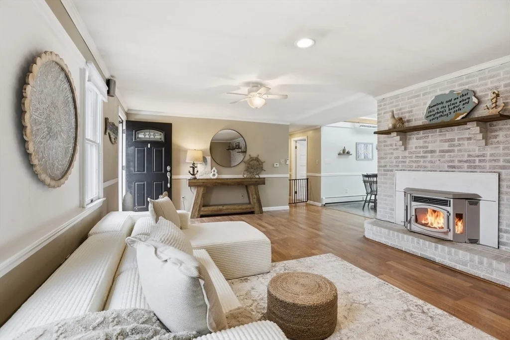Photo of 8 Sweet Apple Tree Ln