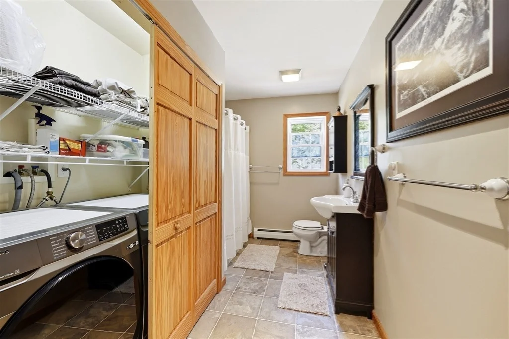 Photo of 259 Greenwich Rd