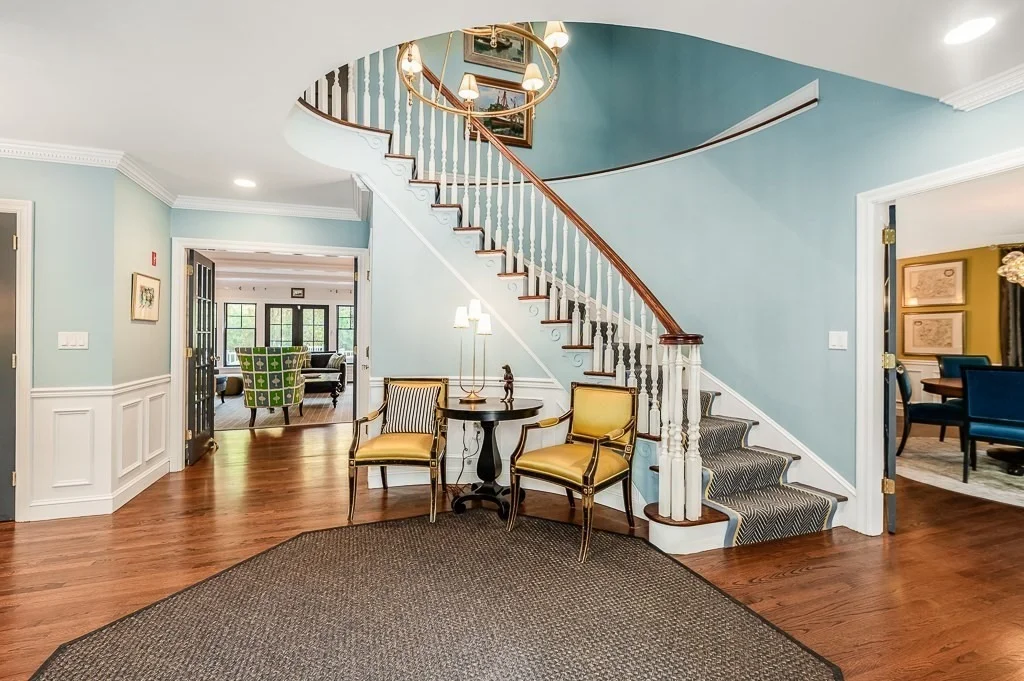 Photo of 4 Bridle Path Ln