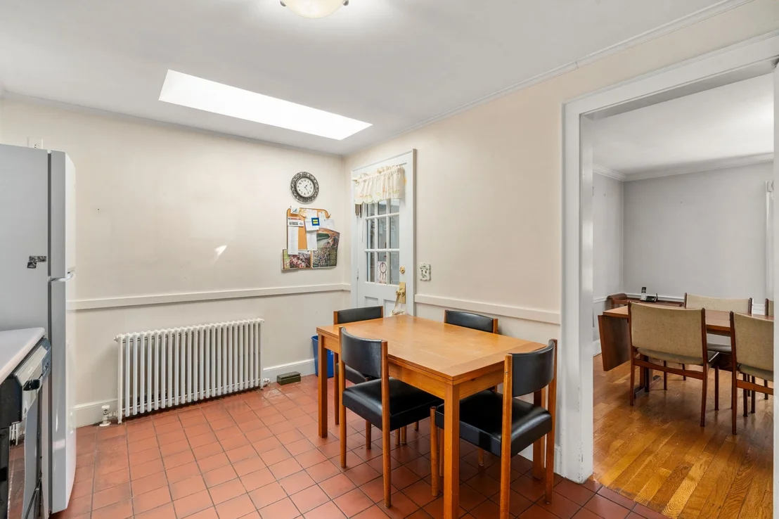 Photo of 20 Buswell Park