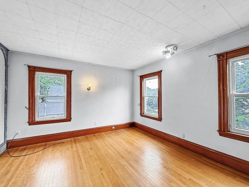 Photo of 33 High St