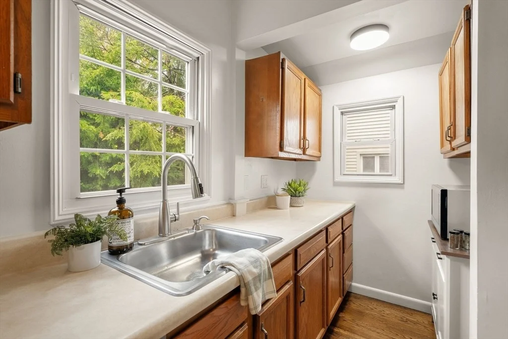 Photo of 53 Henderson St