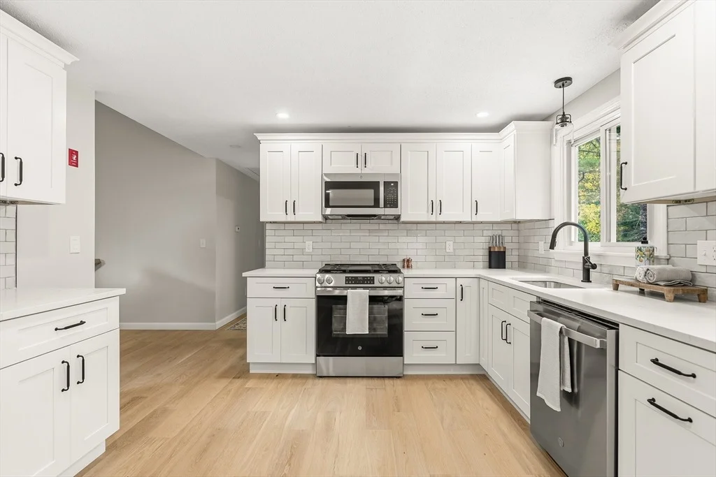 Photo of 293 Mendall Rd