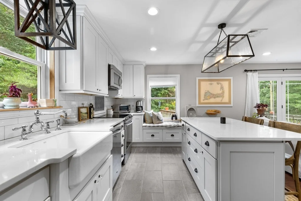 Photo of 24 Moon Compass Ln
