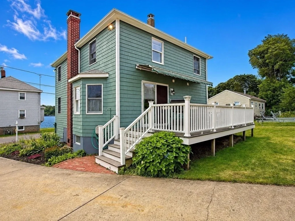 Photo of 36 Hampton Circle