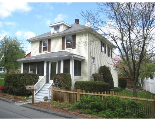 Photo of 9 Cliffe Avenue