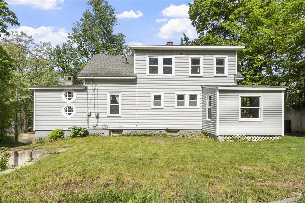 Photo of 284 Drury Ave.