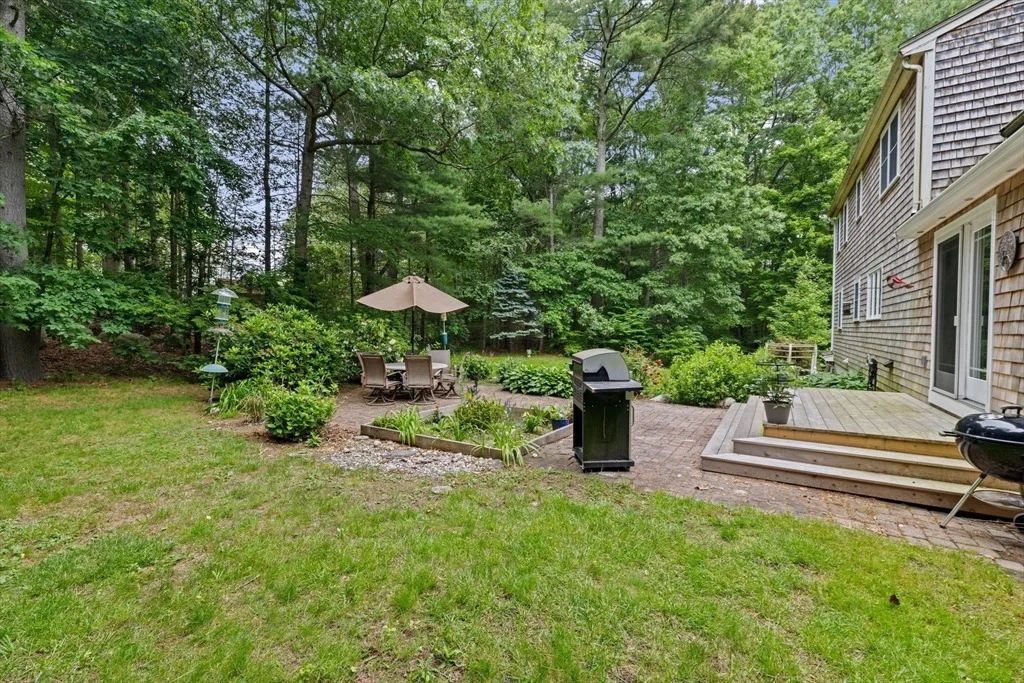 Photo of 109 Thayer Dr