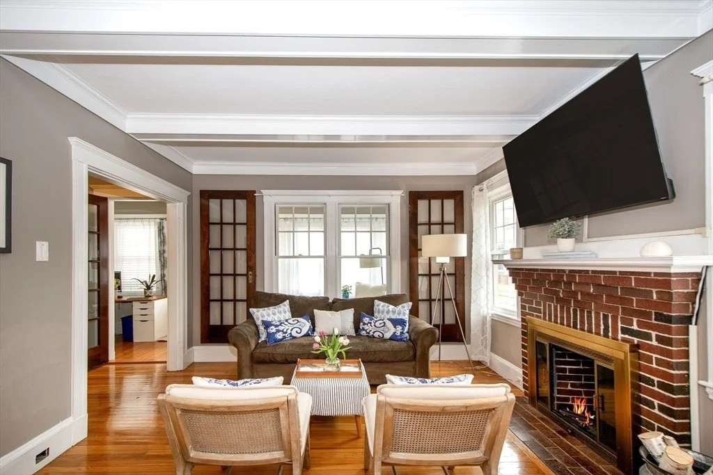 Photo of 271 Holbrook Rd