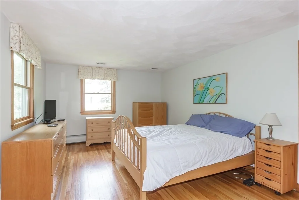 Photo of 9 Fernglade Rd