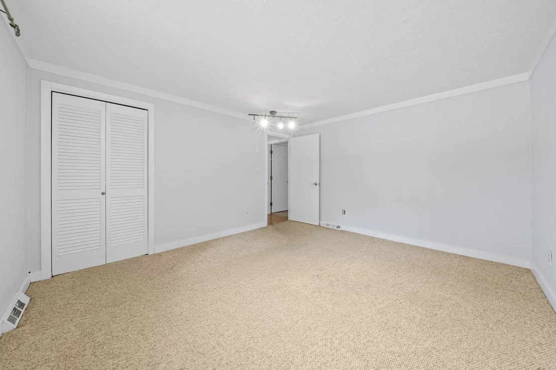 Photo of 26 Cedarcrest Rd