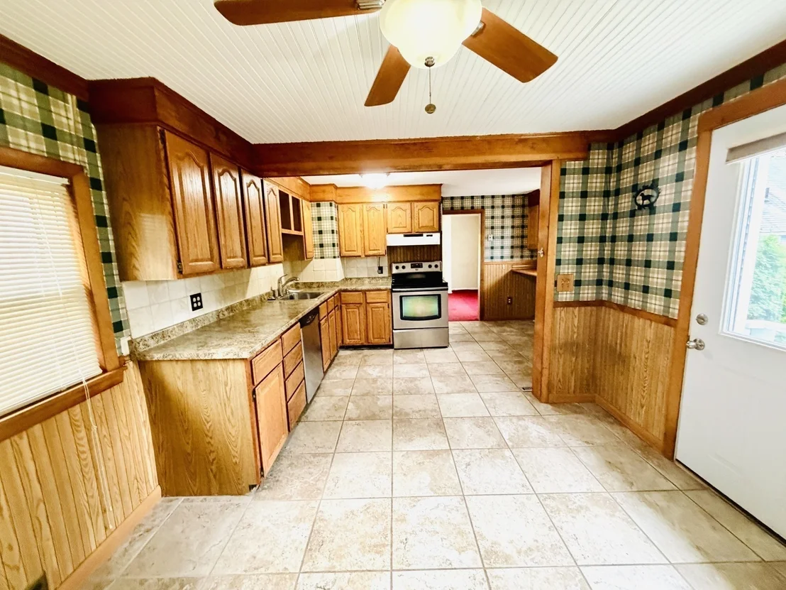 Photo of 433 Gifford Street