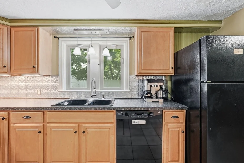 Photo of 154 Barnard Rd