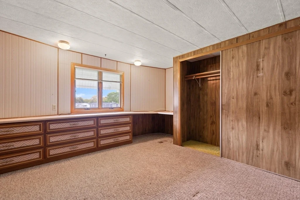 Photo of 48 Easy Street