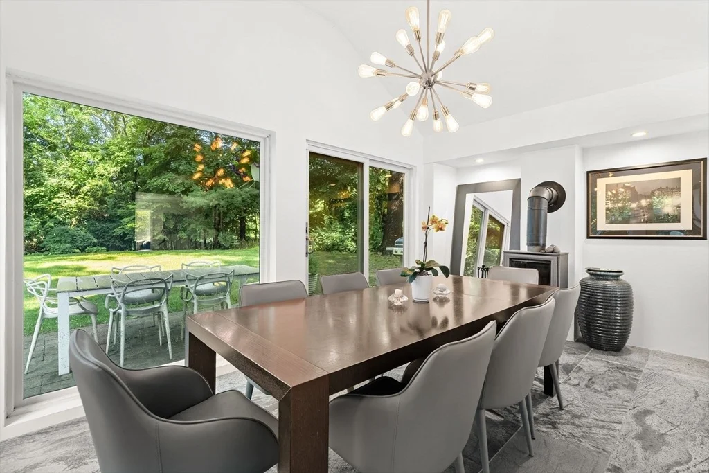Photo of 44 Windemere Rd