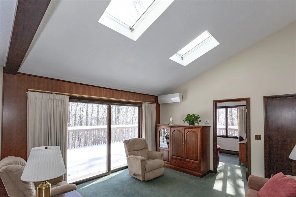 Photo of 49 Glasgow Dr