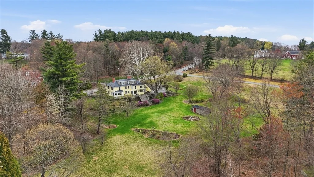 Photo of 77 Pinnacle Rd