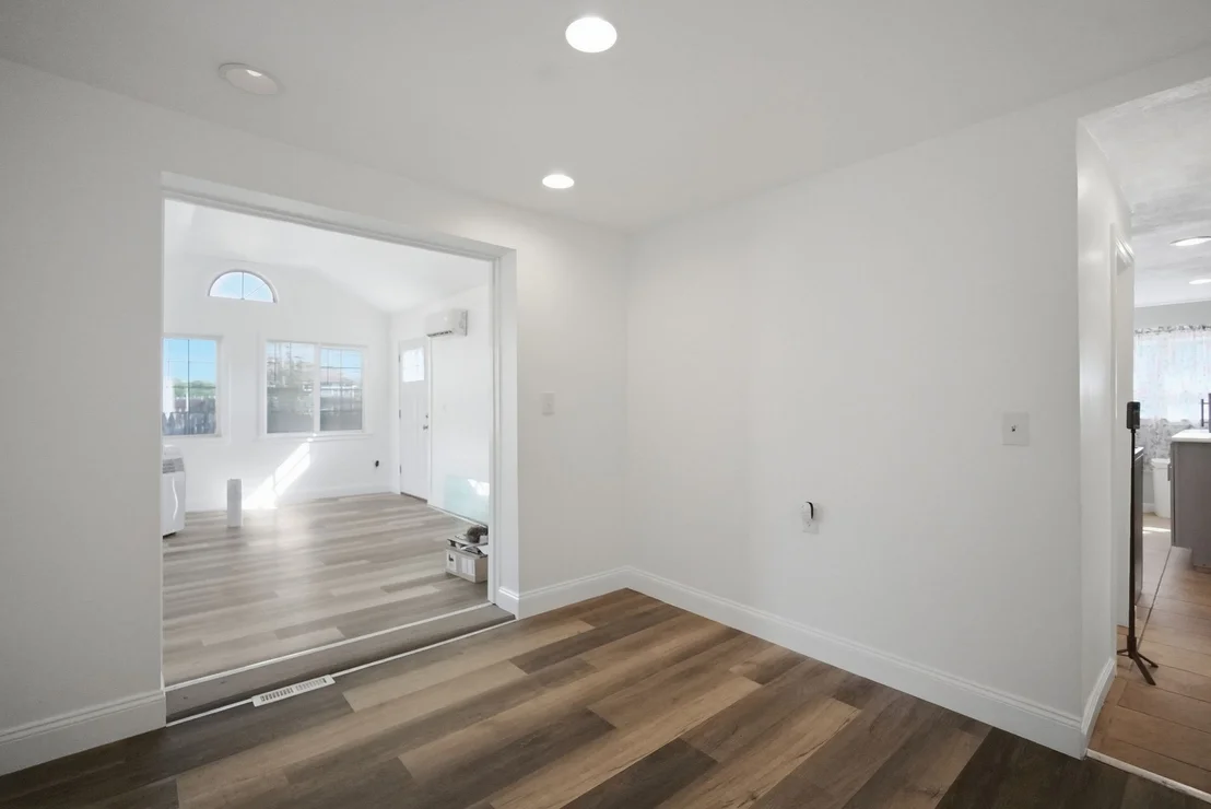 Photo of 150 Lawndale St