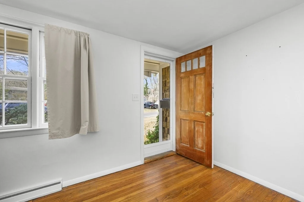 Photo of 22 Longfellow Dr