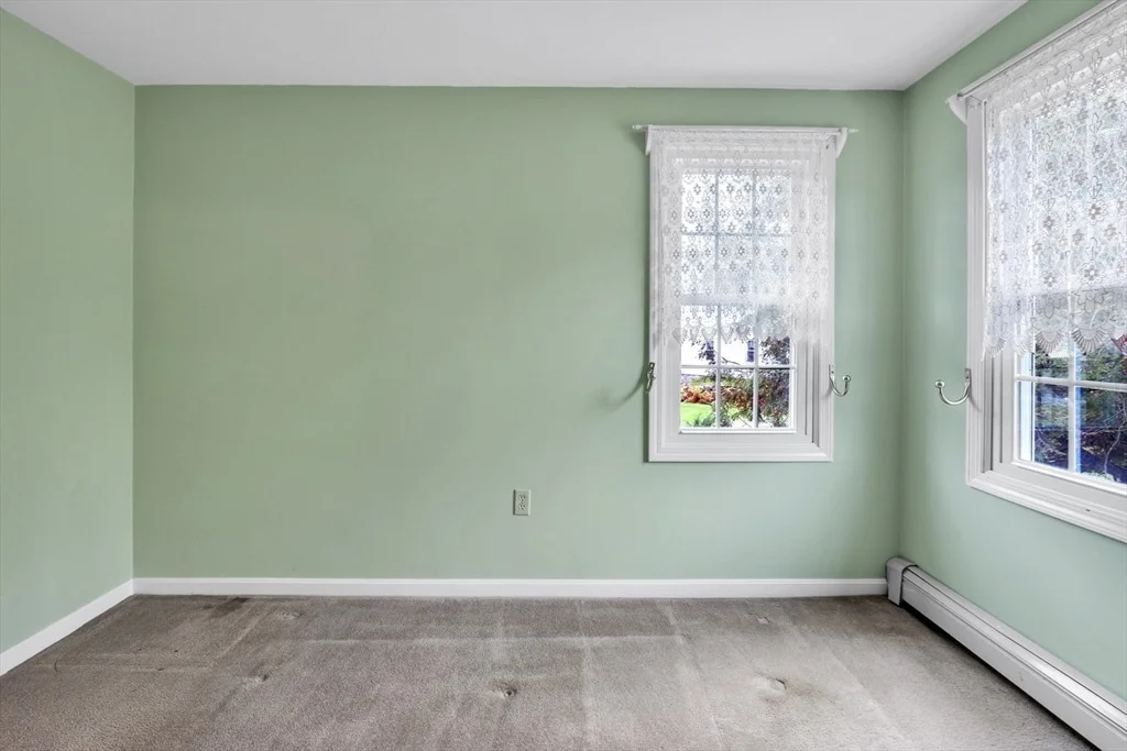 Photo of 143 Charlton Rd