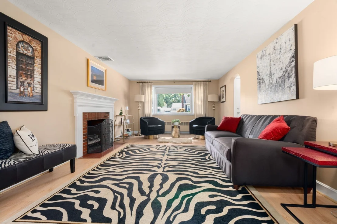 Photo of 39 Robin Rd