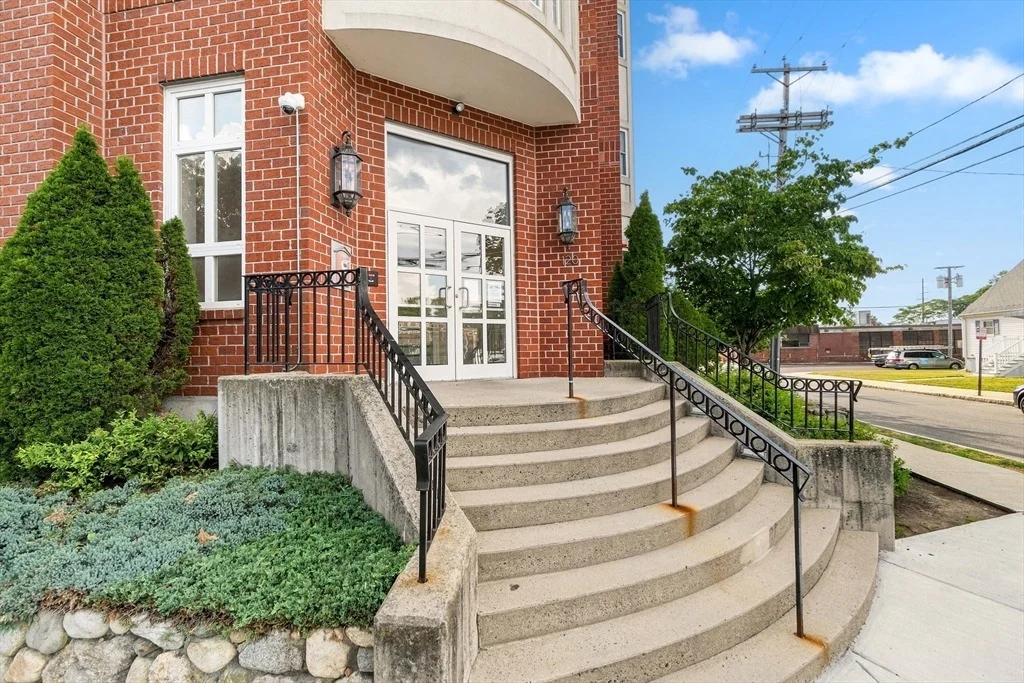 Photo of Unit 310 at 120 Wyllis Ave