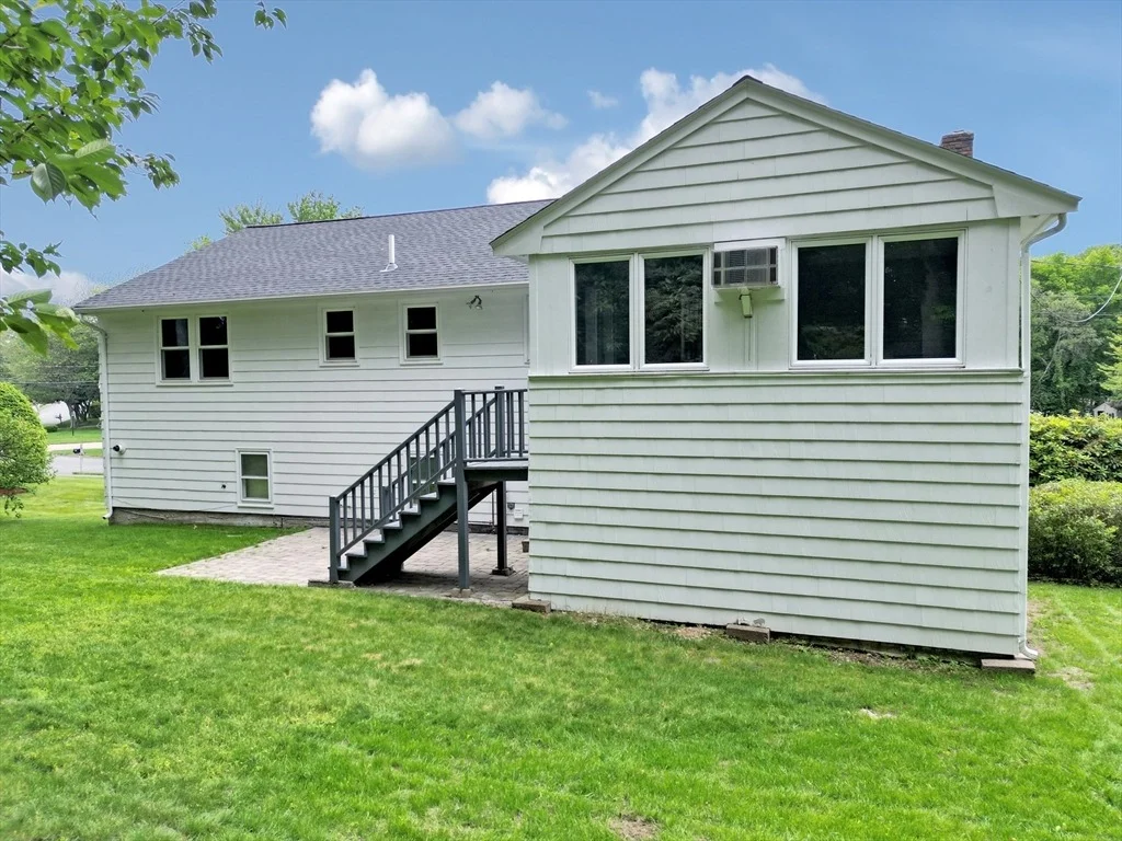 Photo of 61 Cynthia Rd
