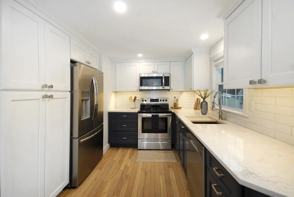 Photo of 35 Robbins Rd