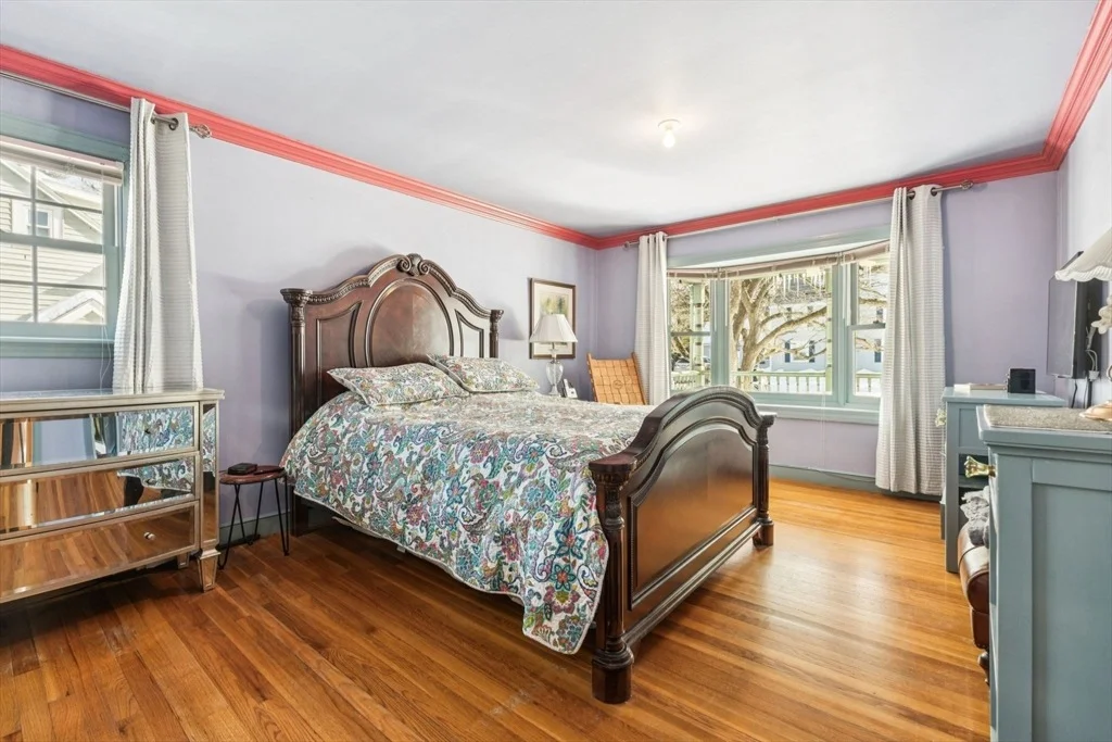 Photo of 25 Juniper Ave