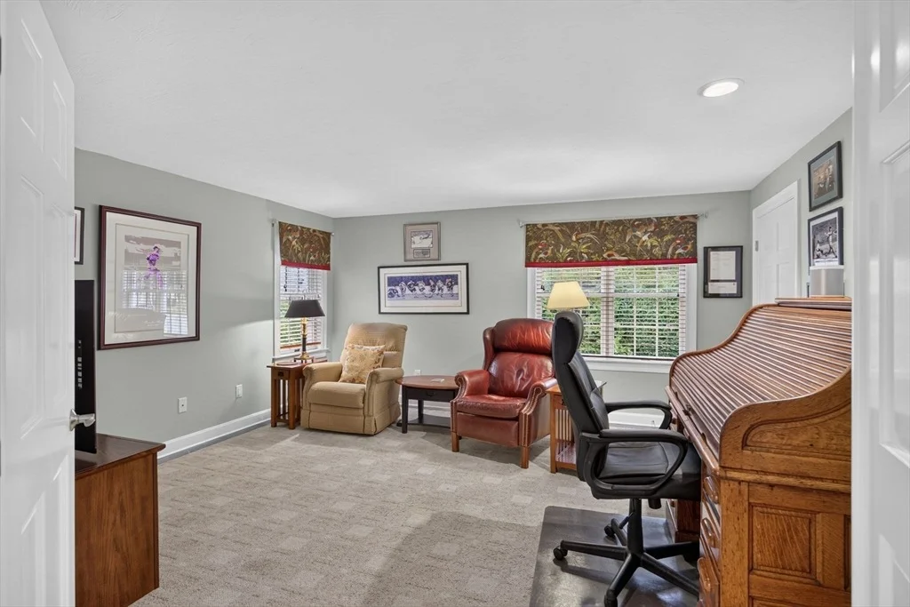 Photo of Unit 8 at 8 Elizabteh Circle